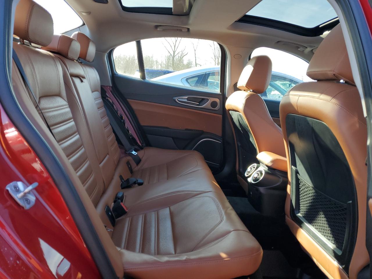 2018 Alfa Romeo Giulia VIN ZARFAEEN3J7572218 Copart auction photo, rear end damage thumbnail 10