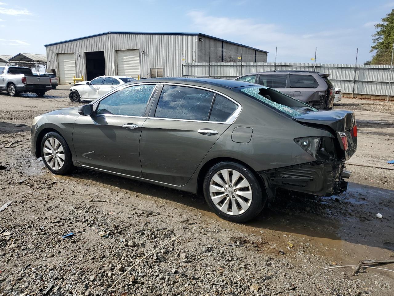 2013 Honda Accord VIN 1HGCR2F75DA113656 Copart auction photo, rear end / front end damage thumbnail 2