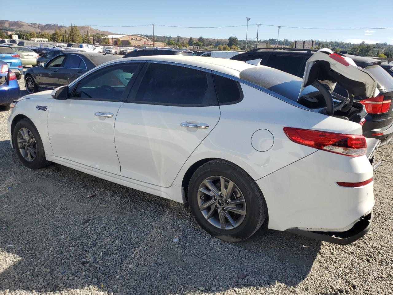 2019 KIA Optima VIN 5XXGT4L32KG378695 Copart auction photo, rear end damage thumbnail 2