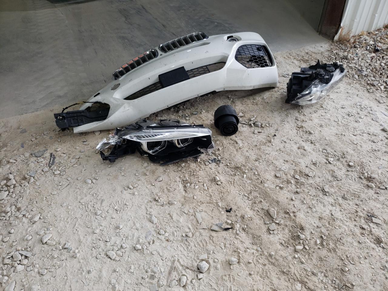 2018 BMW X5 VIN 5UXKT0C5XJ0V99867 Copart auction photo, front end / minor dent/scratches damage thumbnail 13