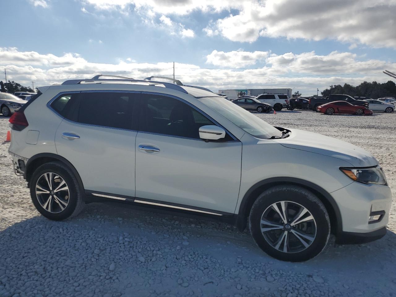 2017 Nissan Rogue VIN 5N1AT2MTXHC864054 Copart auction photo, rear end damage thumbnail 4