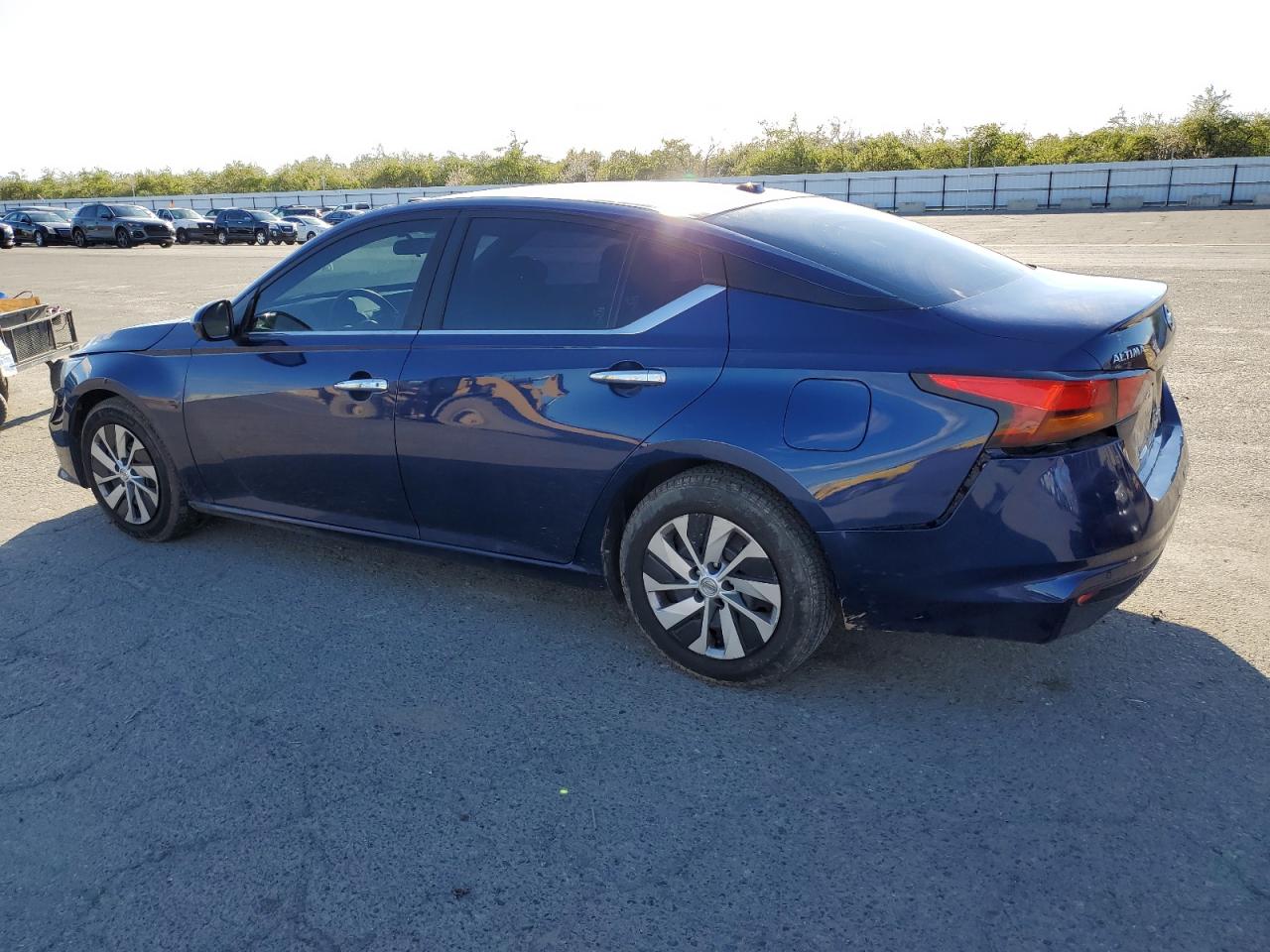 2019 Nissan Altima VIN 1N4BL4BV2KC243588 Copart auction photo, rear end damage thumbnail 2