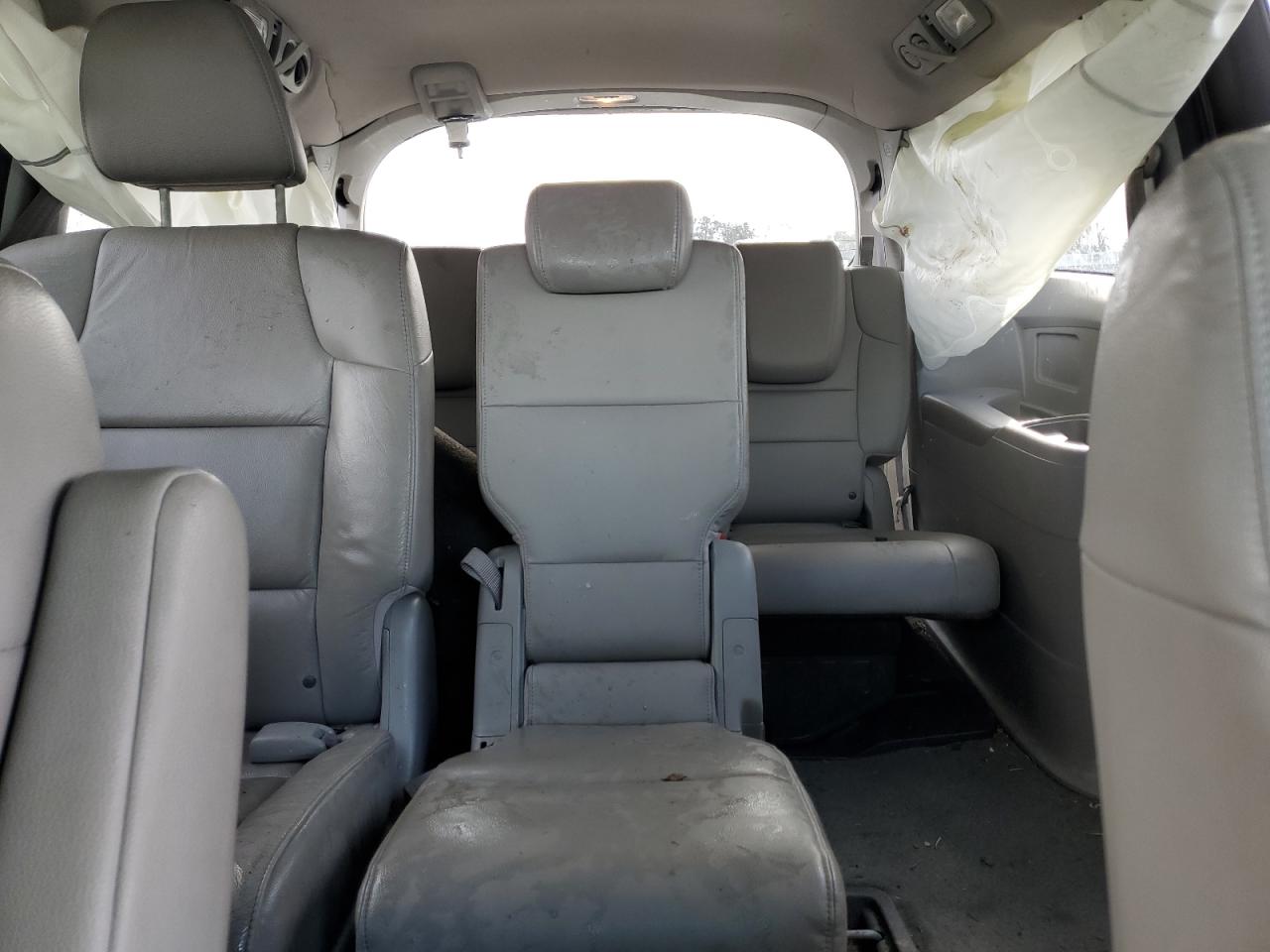 2011 Honda Odyssey VIN 5FNRL5H63BB067670 Copart auction photo, all over damage thumbnail 10