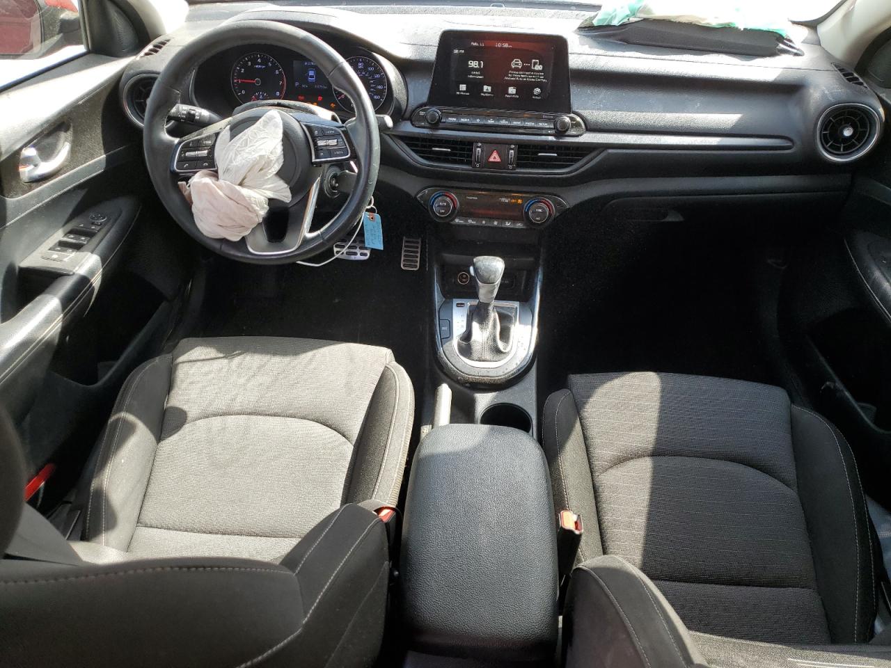2019 KIA Forte VIN 3KPF34ADXKE017070 Copart auction photo, front end / minor dent/scratches damage thumbnail 8
