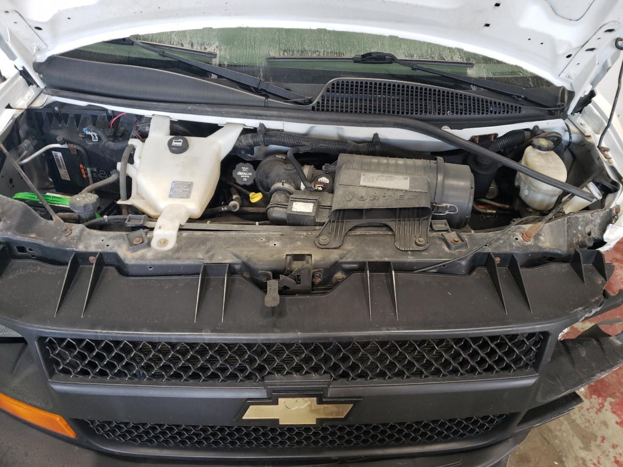 2015 Chevrolet Express VIN 1GCWGFCF7F1276056 Copart auction photo, front end damage thumbnail 12