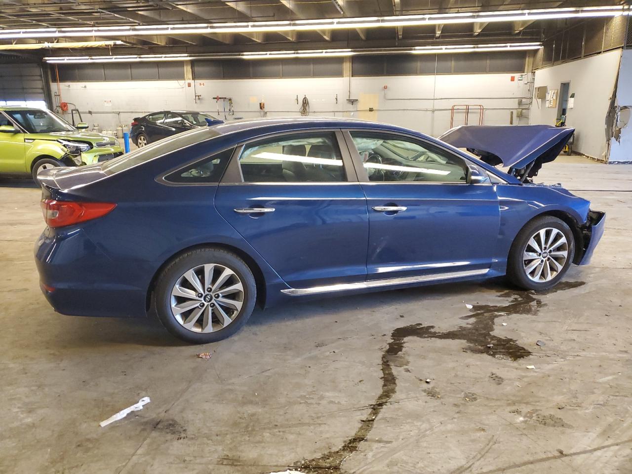 2017 Hyundai Sonata VIN 5NPE34AF3HH566806 Copart auction photo, front end / minor dent/scratches damage thumbnail 3
