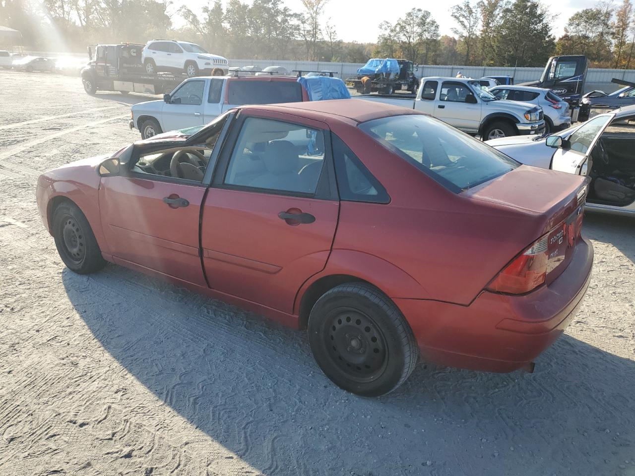 2005 Ford Focus VIN 1FAFP34N05W135695 Copart auction photo, top/roof damage thumbnail 2
