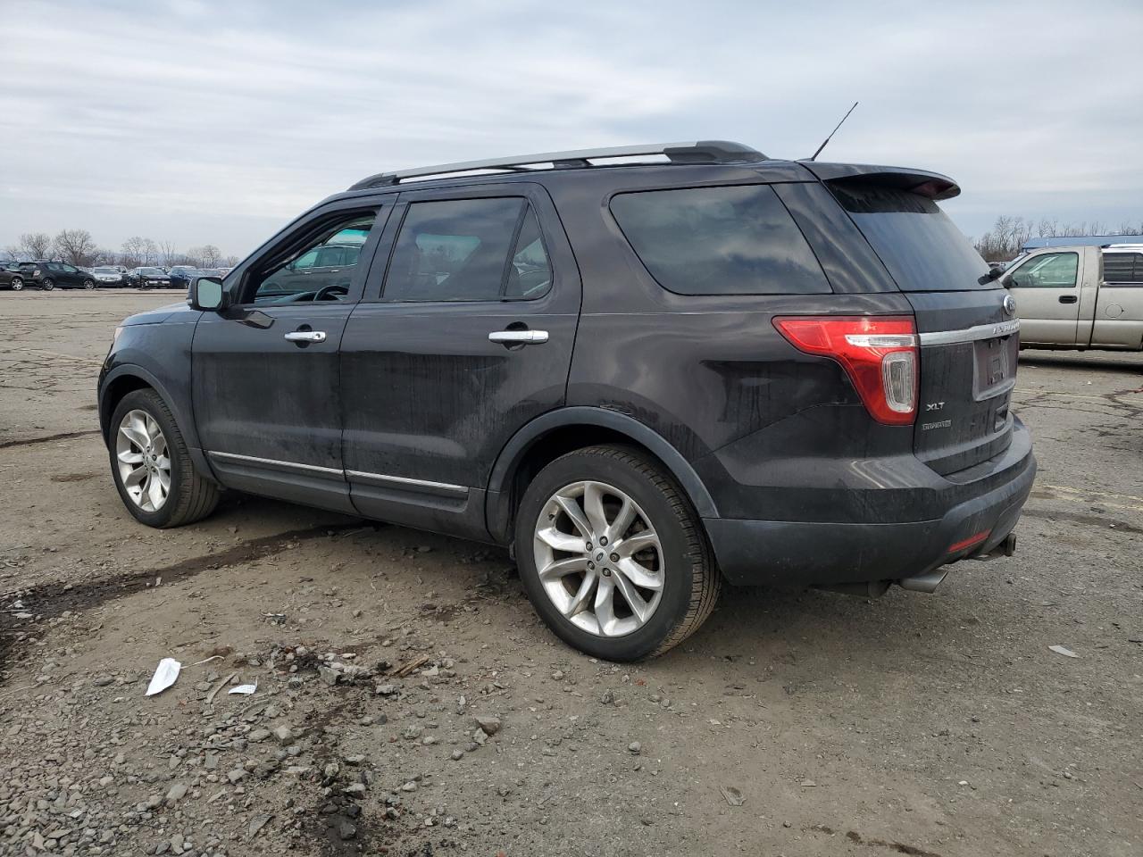 2014 Ford Explorer VIN 1FM5K8D85EGA95762 Copart auction photo, side damage thumbnail 2