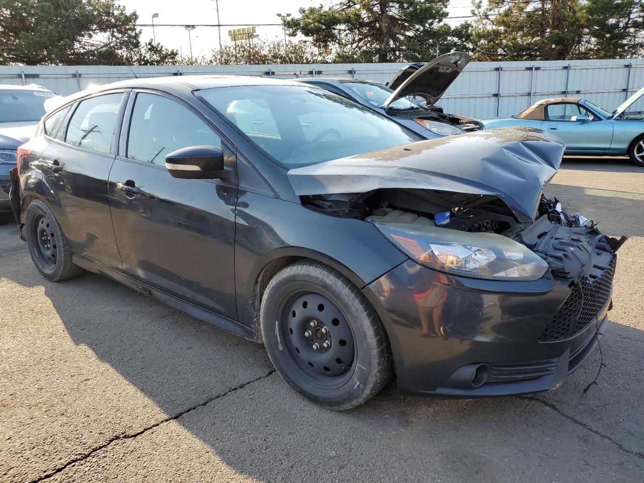 2014 Ford Focus VIN 1FADP3L93EL182443 Copart auction photo, front end / rear end damage thumbnail 4