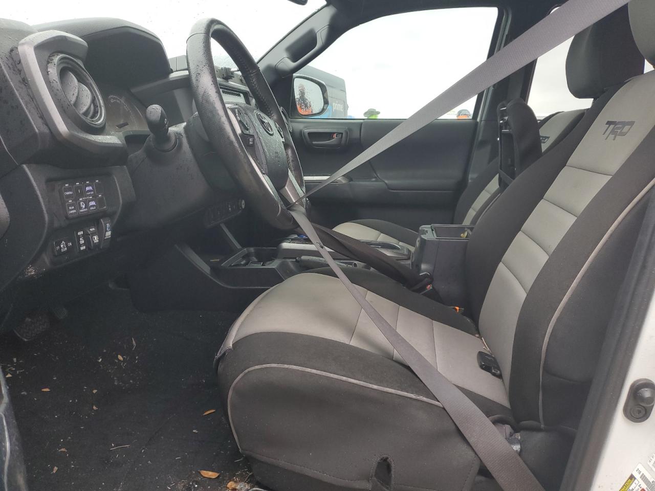 2017 Toyota Tacoma VIN 5TFCZ5AN3HX076065 Copart auction photo, water/flood damage thumbnail 7