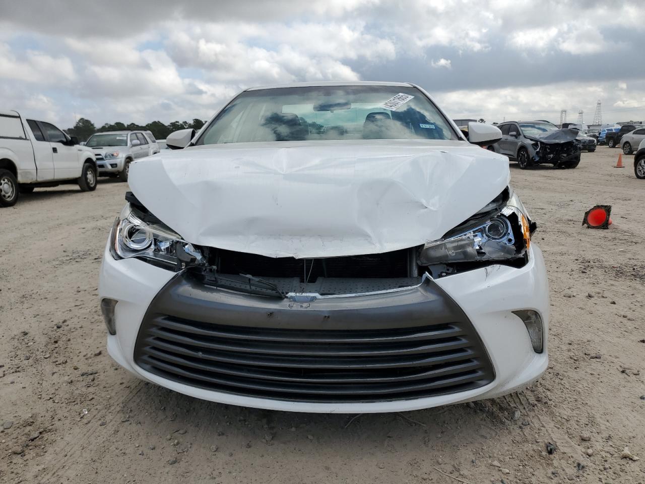 2017 Toyota Camry VIN 4T1BF1FK5HU655227 Copart auction photo, front end damage thumbnail 5