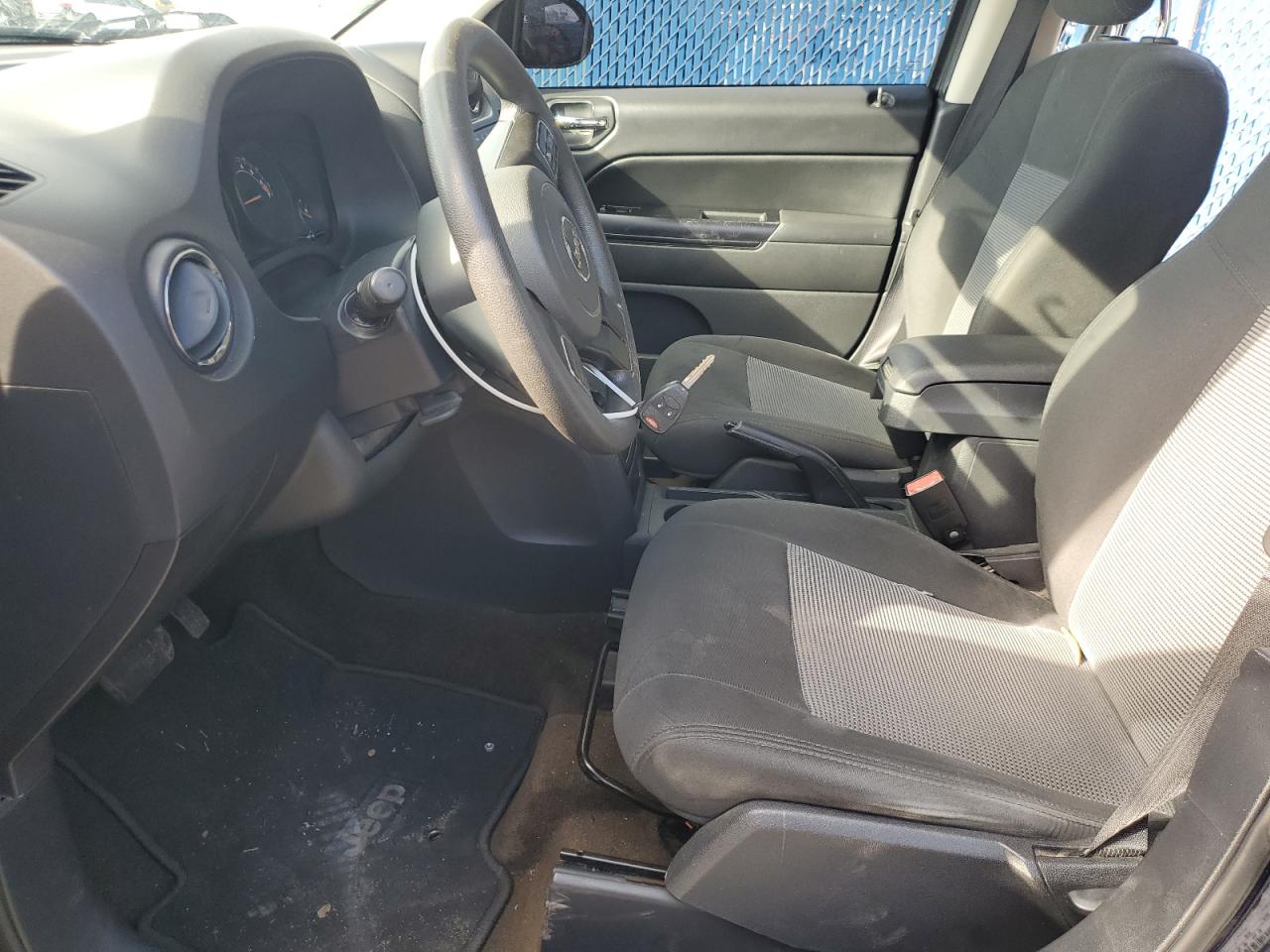 2016 Jeep Compass VIN 1C4NJCBA2GD600497 Copart auction photo, front end damage thumbnail 7