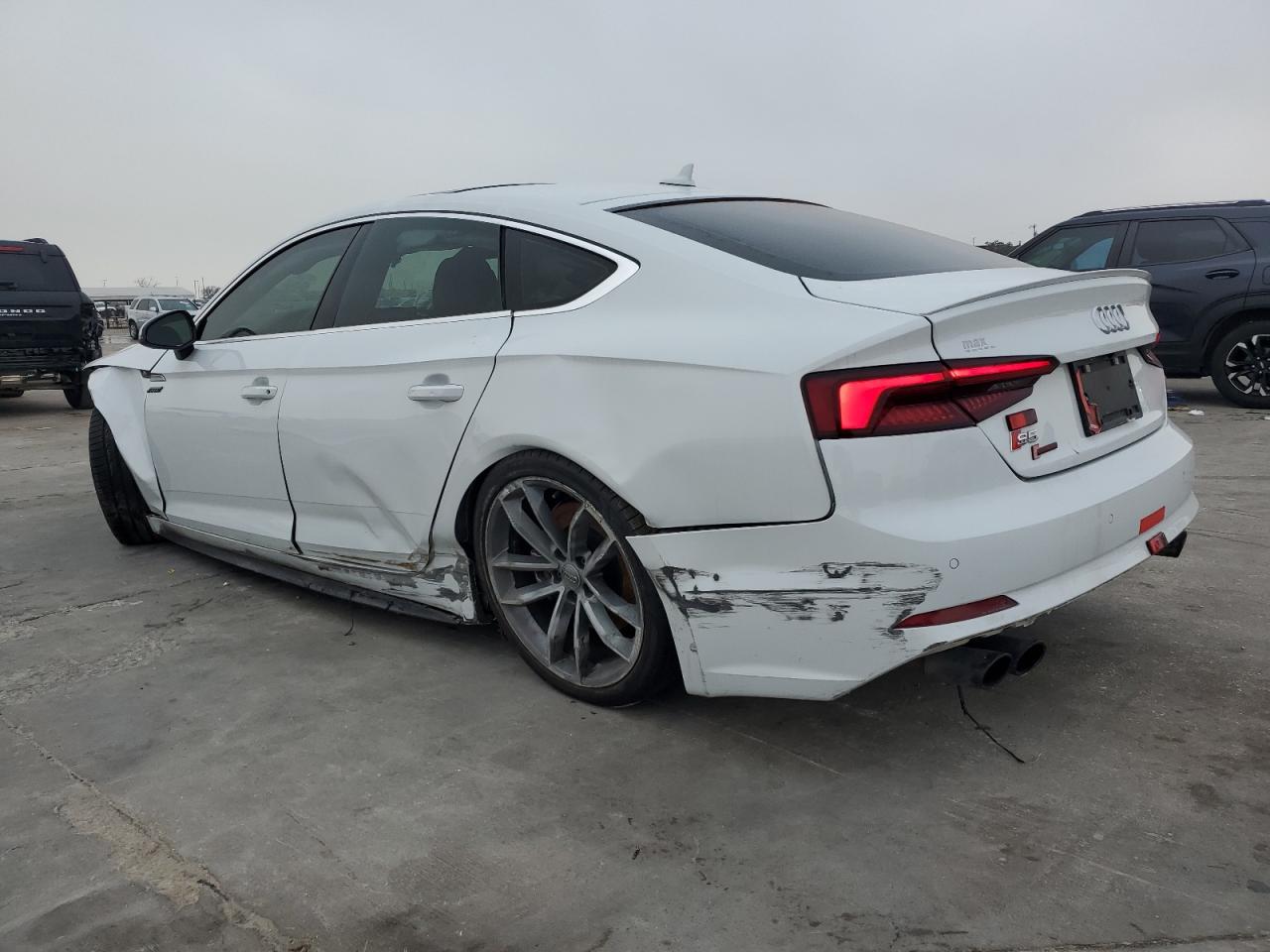 2018 Audi RS5 VIN WAUB4CF50JA054120 Copart auction photo, front end / side damage thumbnail 2