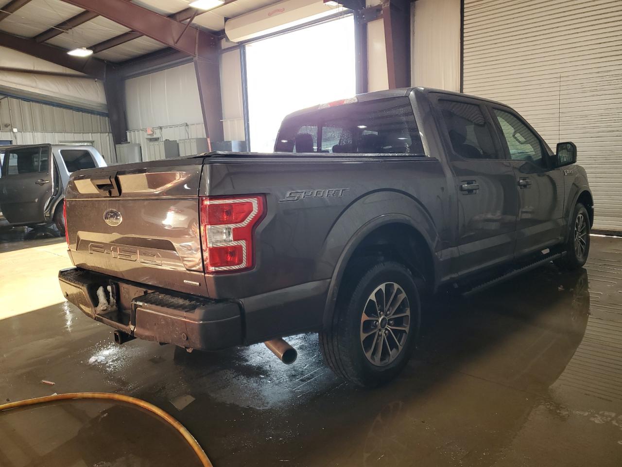 2019 Ford F-150 VIN 1FTEW1CP3KFD44599 Copart auction photo, front end / side damage thumbnail 3