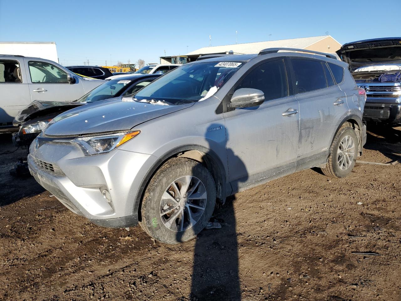 2017 Toyota RAV 4 VIN JTMRJREV6HD142306