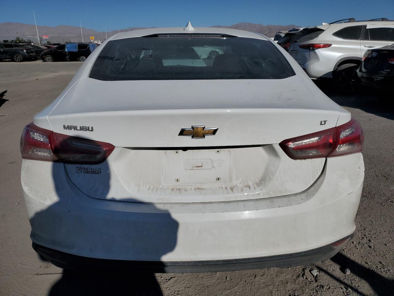 2021 Chevrolet Malibu VIN 1G1ZD5ST9MF066445 Copart auction photo, all over damage thumbnail 6