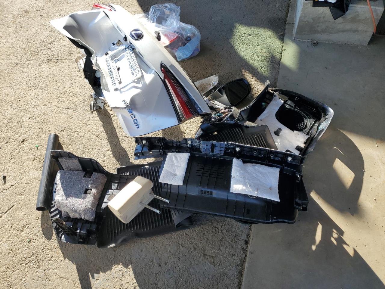 2020 Lexus NX VIN JTJGJRDZ6L5000372 Copart auction photo, biohazard/chemical damage thumbnail 15
