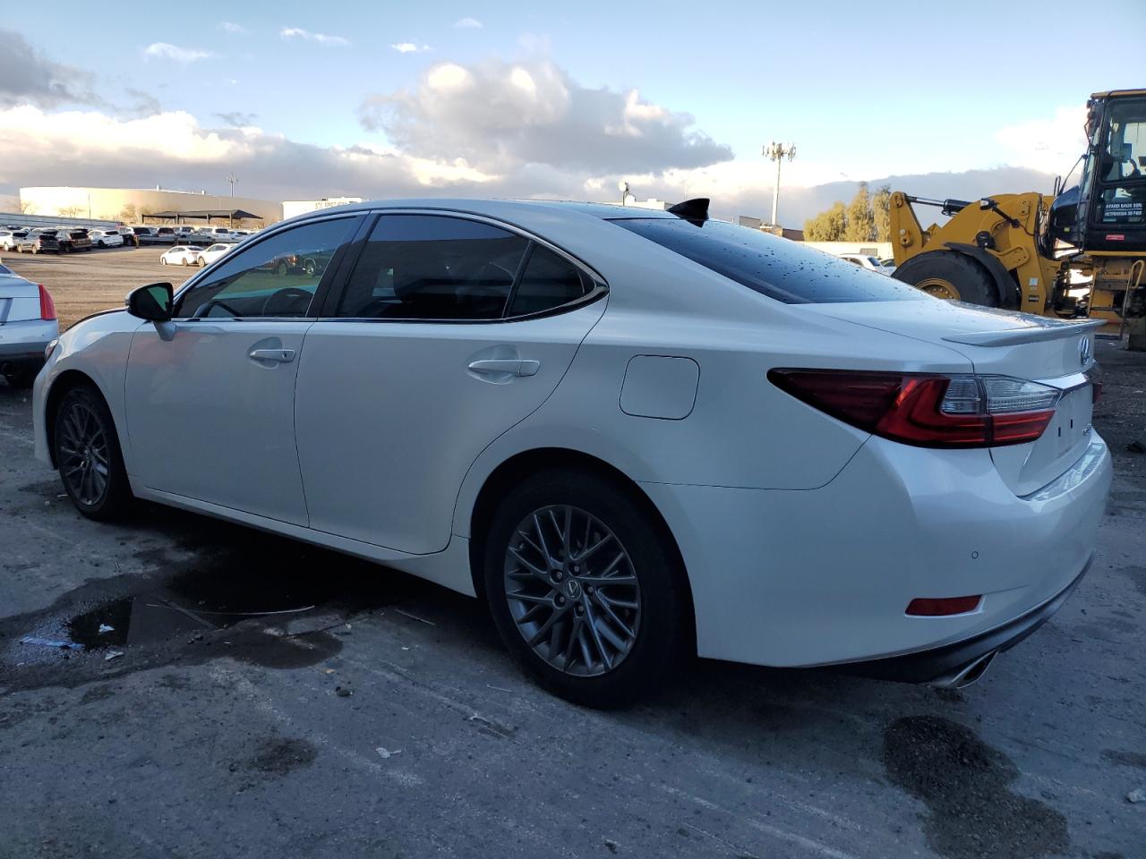 2018 Lexus ES VIN 58ABK1GG6JU113610 Copart auction photo, front end damage thumbnail 2