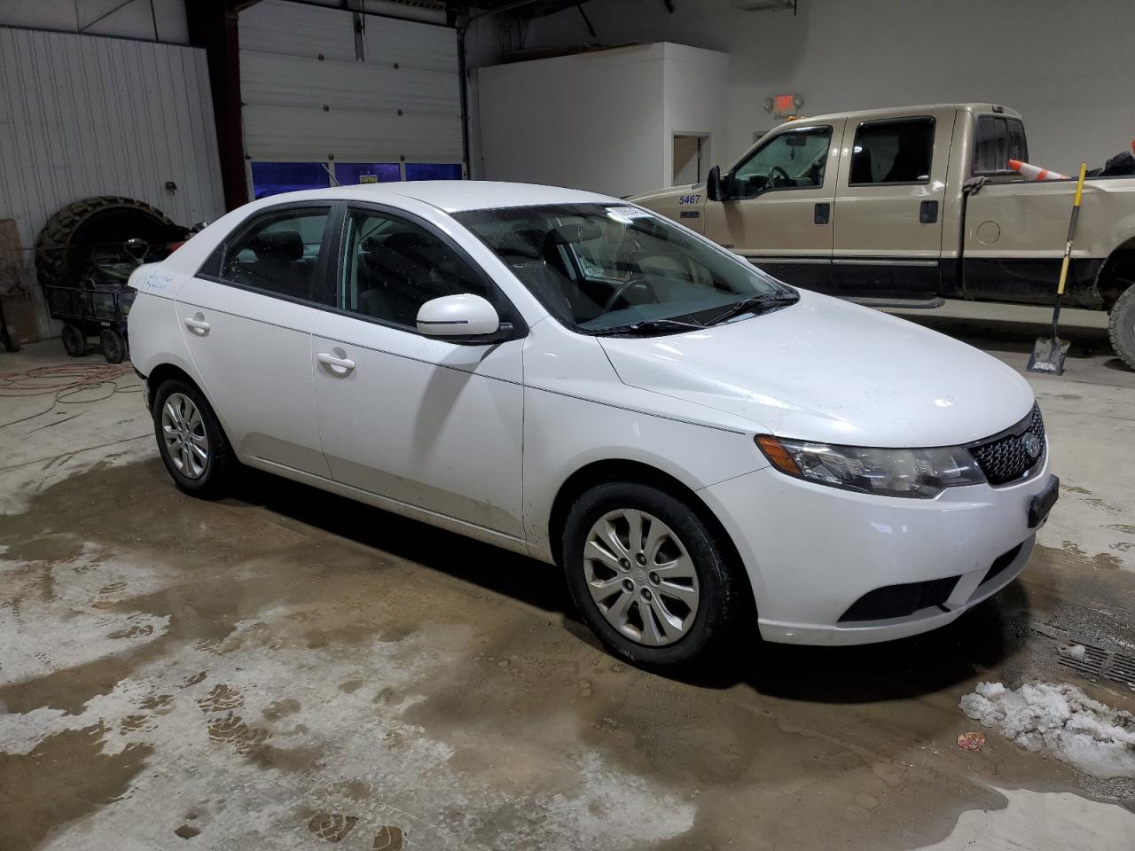 2013 KIA Forte VIN KNAFU4A26D5718700 Copart auction photo, rear end damage thumbnail 4