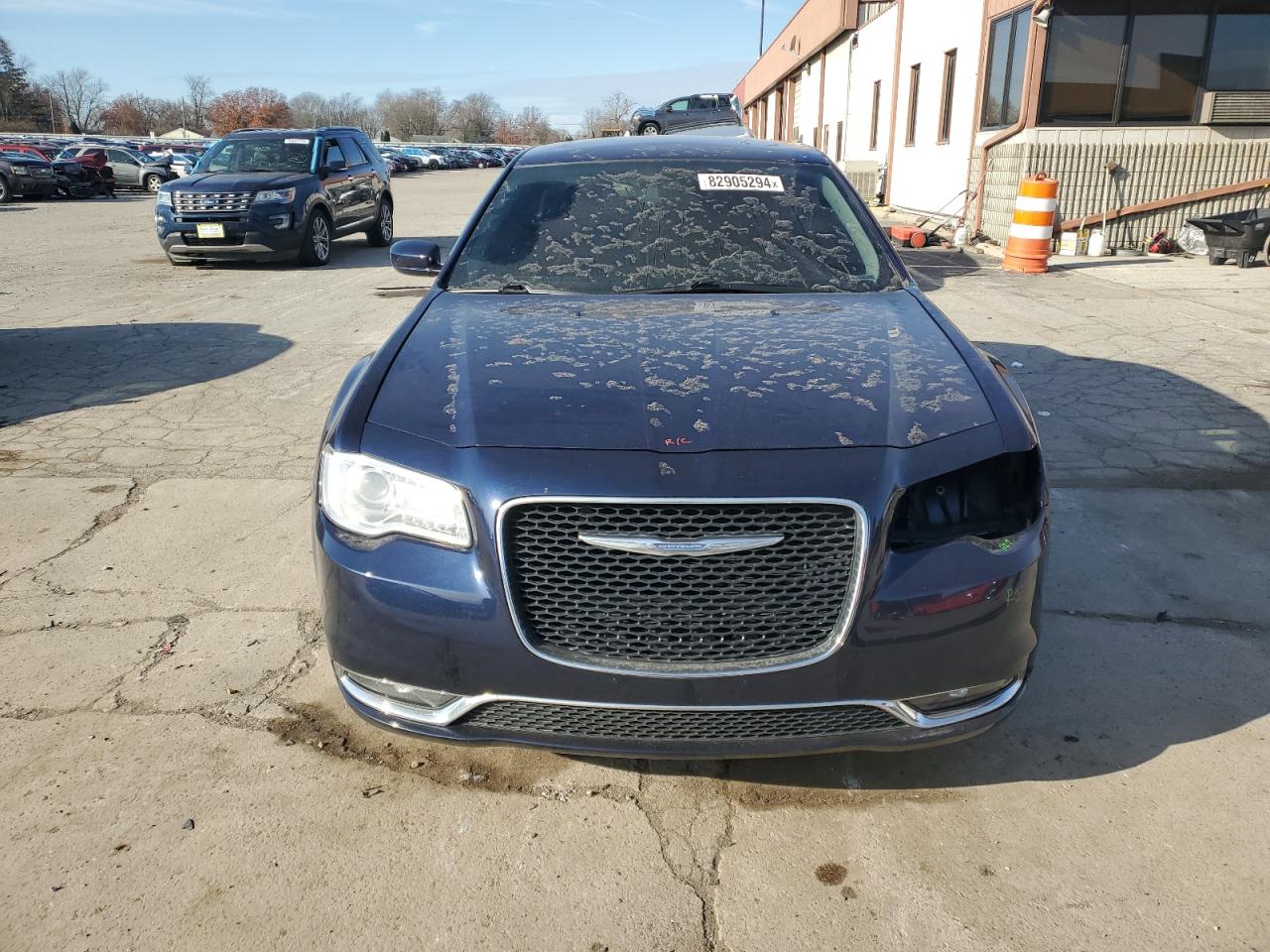 2017 Chrysler 300 VIN 2C3CCARG1HH553374 Copart auction photo, side damage thumbnail 5