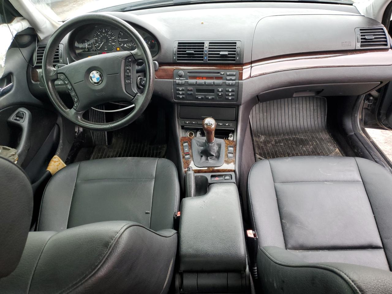 2004 BMW 3er VIN WBAEU33464PF61598 Copart auction photo, all over damage thumbnail 8