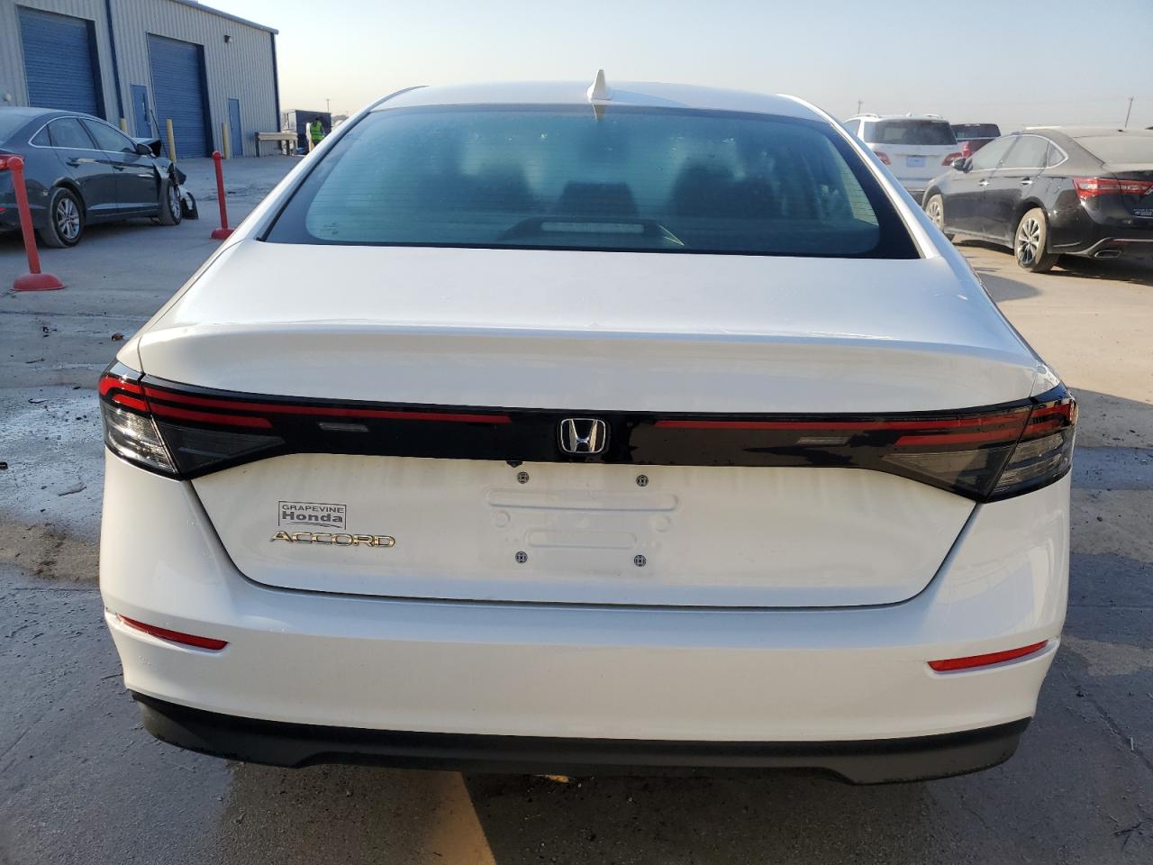 2024 Honda Accord VIN 1HGCY1F26RA019066 Copart auction photo, rear end / minor dent/scratches damage thumbnail 6