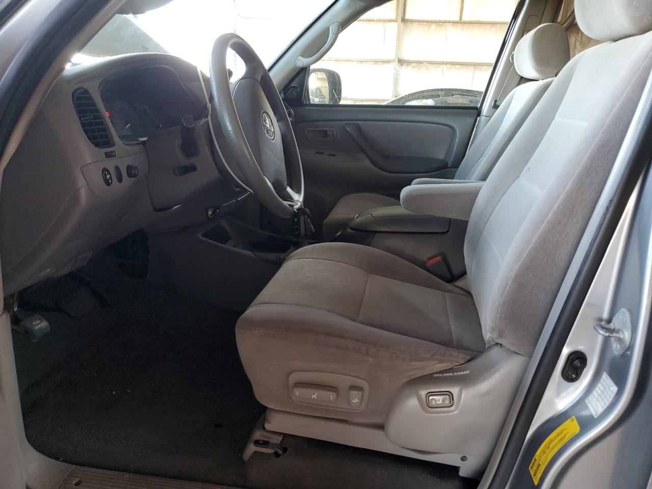 2003 Toyota Sequoia VIN 5TDZT34AX3S180897 Copart auction photo, side / rear end damage thumbnail 7
