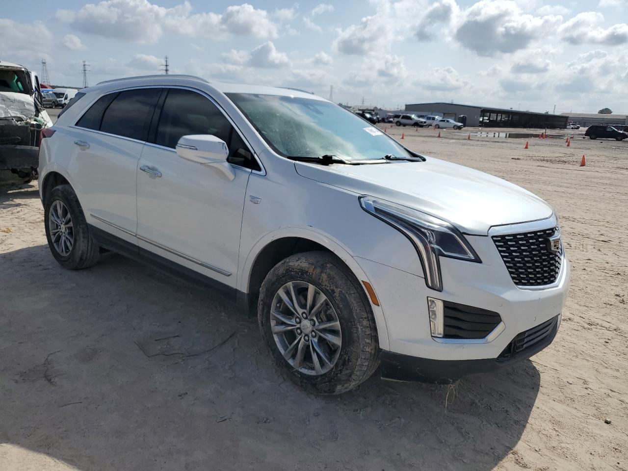 2021 Cadillac XT5 VIN 1GYKNCR48MZ136597 Copart auction photo, mechanical damage thumbnail 4