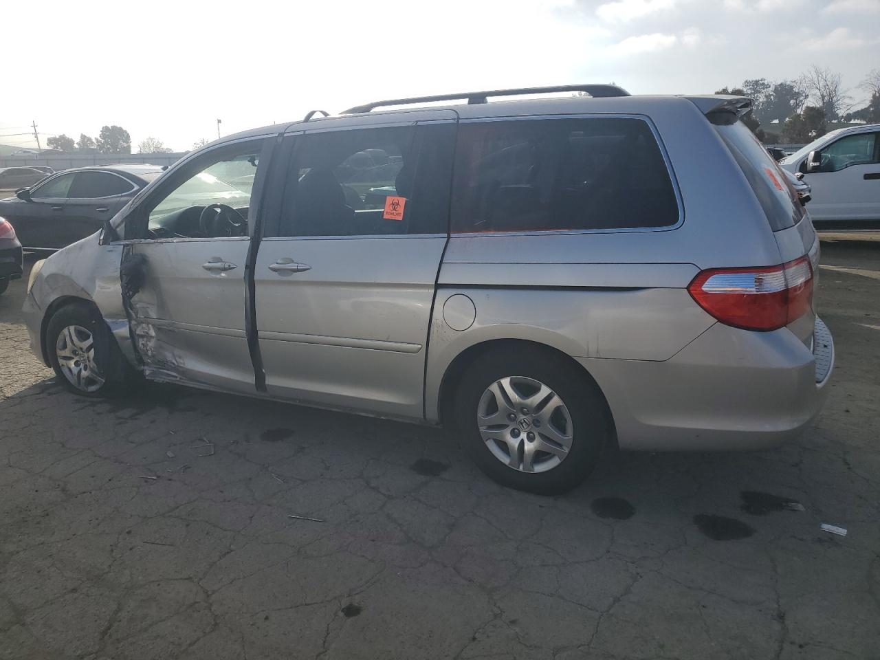 2006 Honda Odyssey VIN 5FNRL38646B406883 Copart auction photo, side / front end damage thumbnail 2