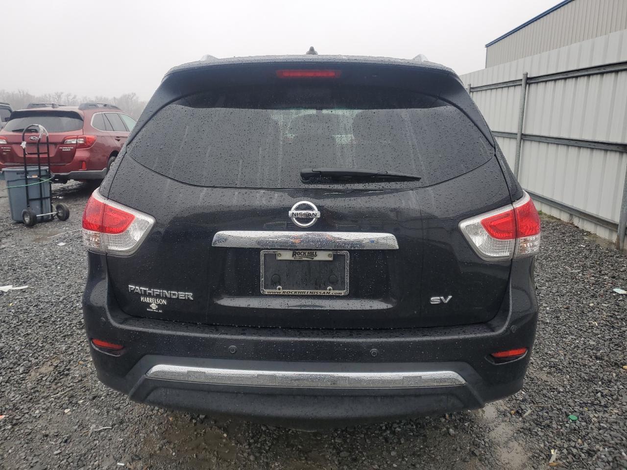 2016 Nissan Pathfinder VIN 5N1AR2MNXGC617017 Copart auction photo, front end / minor dent/scratches damage thumbnail 6