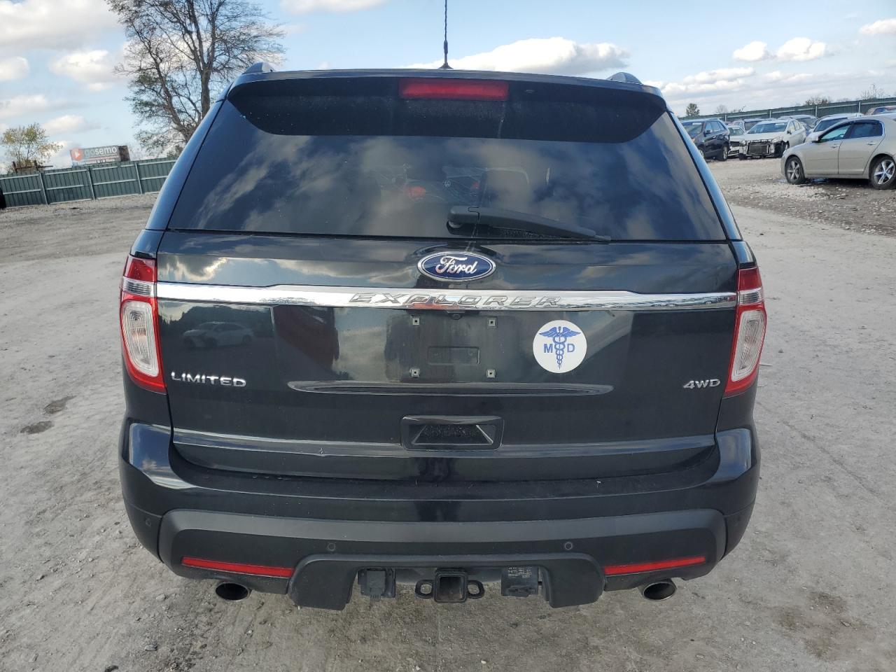 2011 Ford Explorer VIN 1FMHK8F84BGA30259 Copart auction photo, front end / side damage thumbnail 6