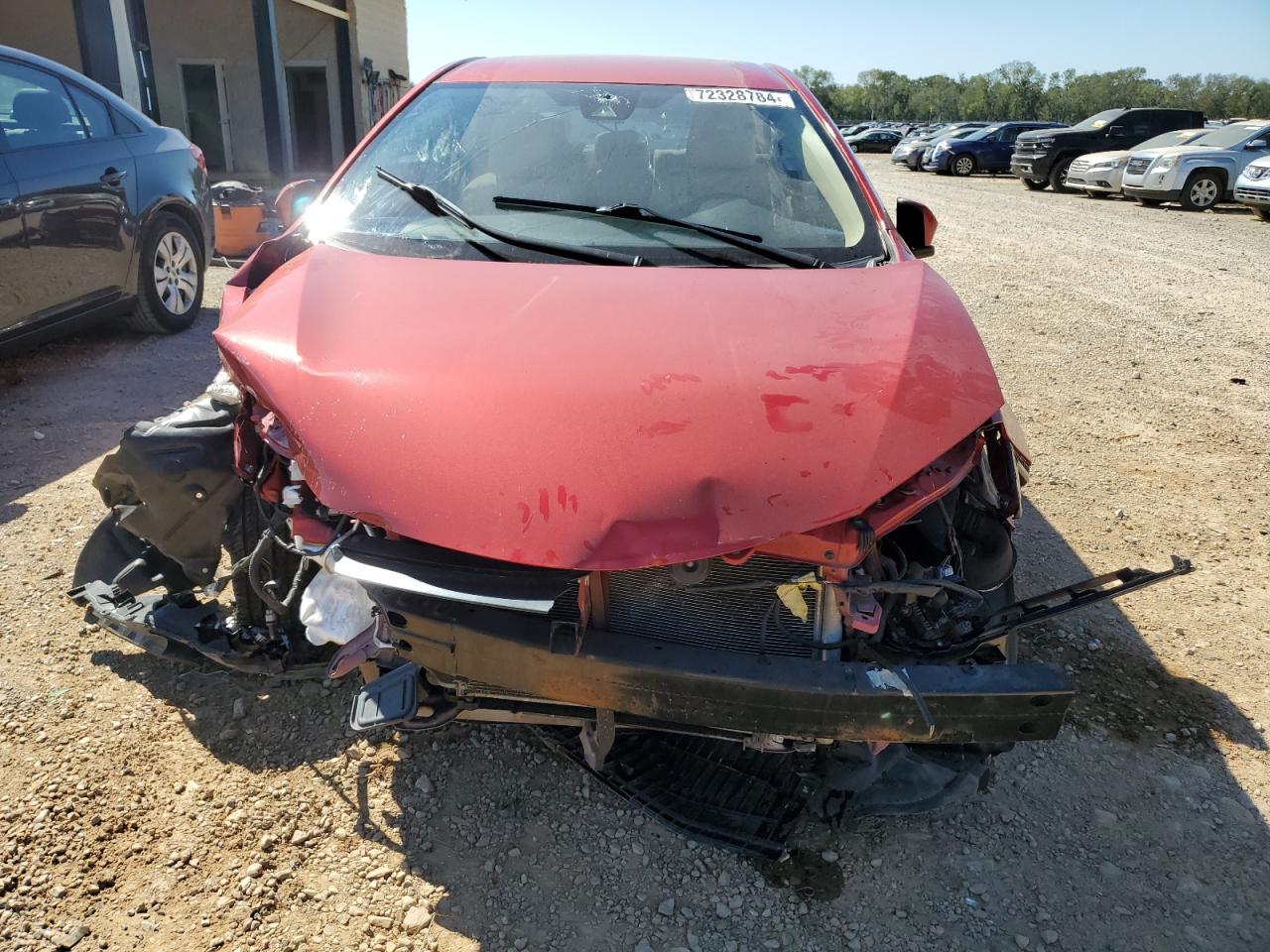2019 Toyota Corolla VIN 5YFBURHE1KP935702 Copart auction photo, front end / side damage thumbnail 5