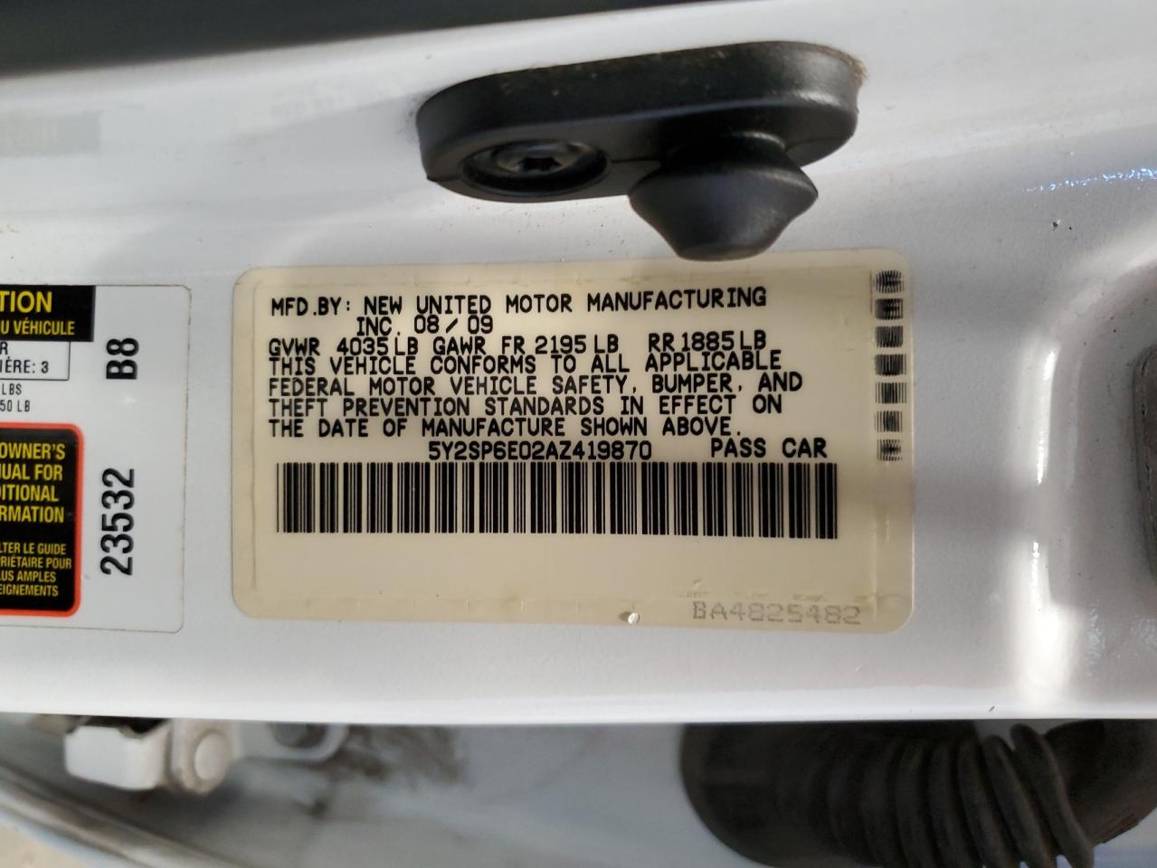 2010 Pontiac Vibe VIN 5Y2SP6E02AZ419870 Copart auction photo, side damage thumbnail 14