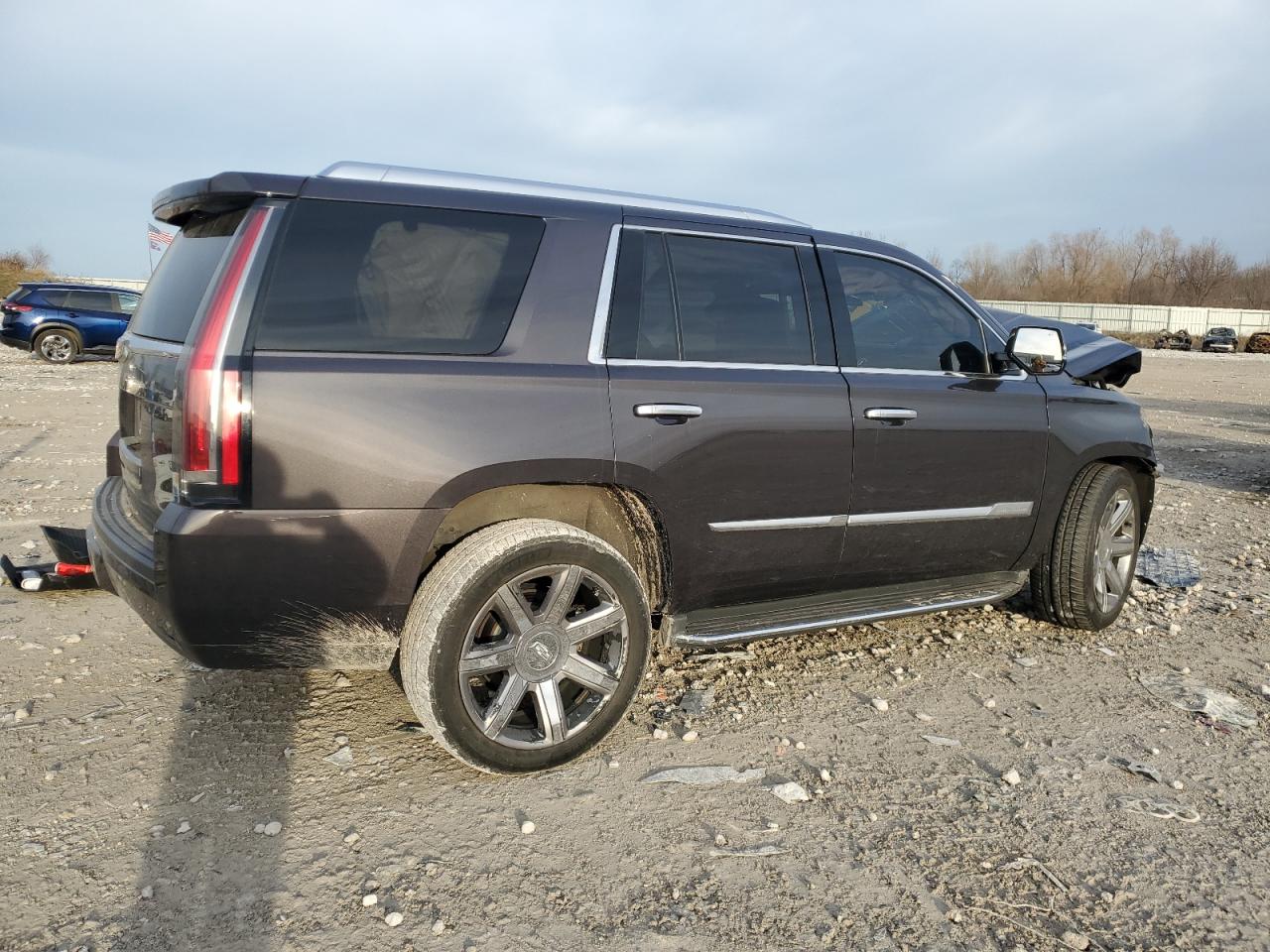 2016 Cadillac Escalade VIN 1GYS4BKJ6GR205157 Copart auction photo, front end / side damage thumbnail 3