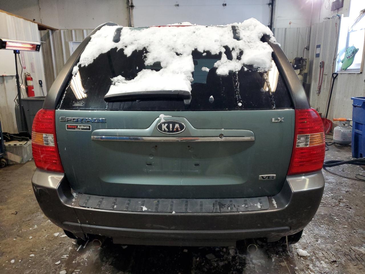 2007 KIA Sportage VIN KNDJE723X77419044 Copart auction photo, front end / minor dent/scratches damage thumbnail 6