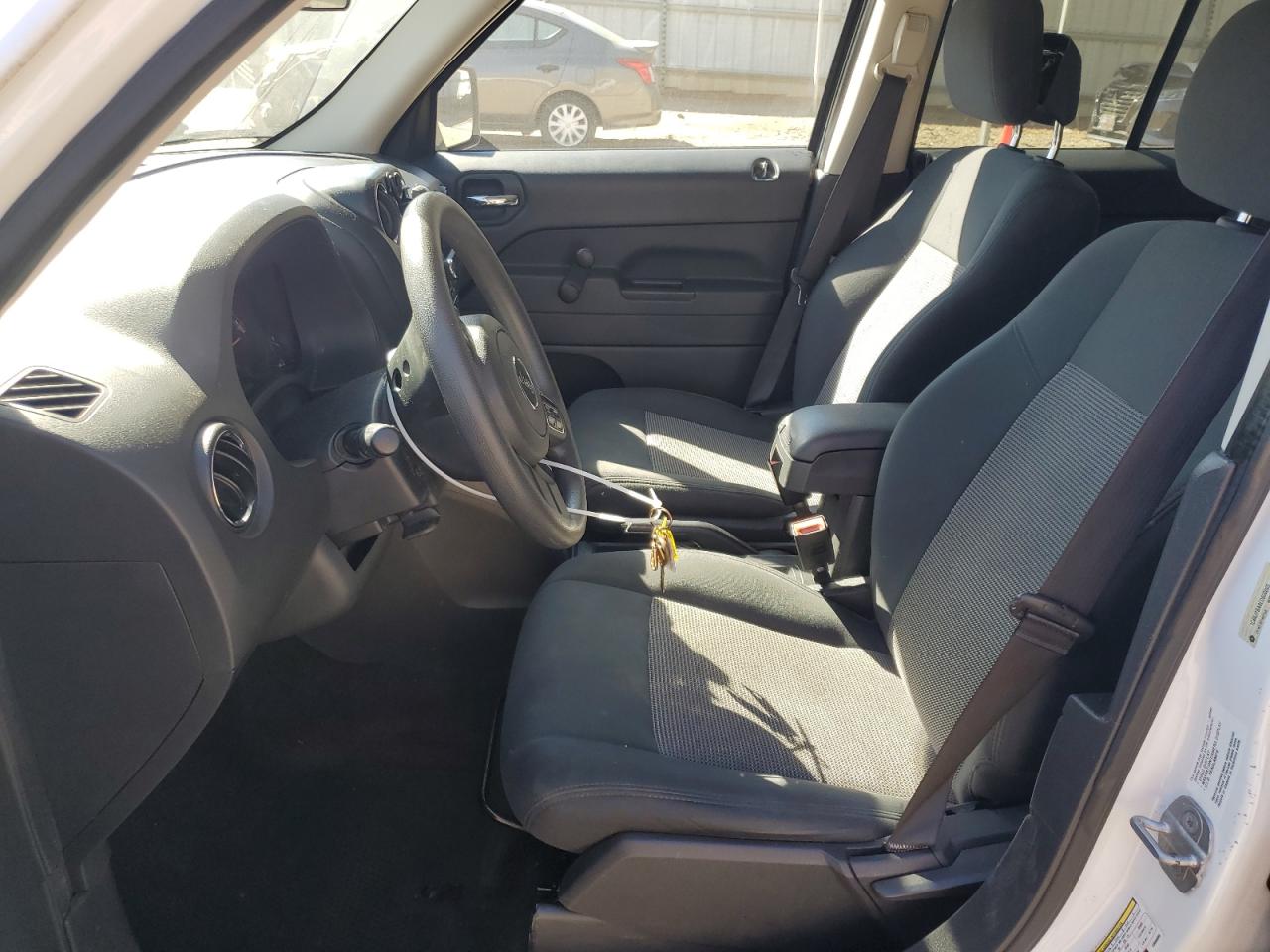 2014 Jeep Liberty (Patriot) VIN 1C4NJPBA8ED600685 Copart auction photo, front end / side damage thumbnail 7