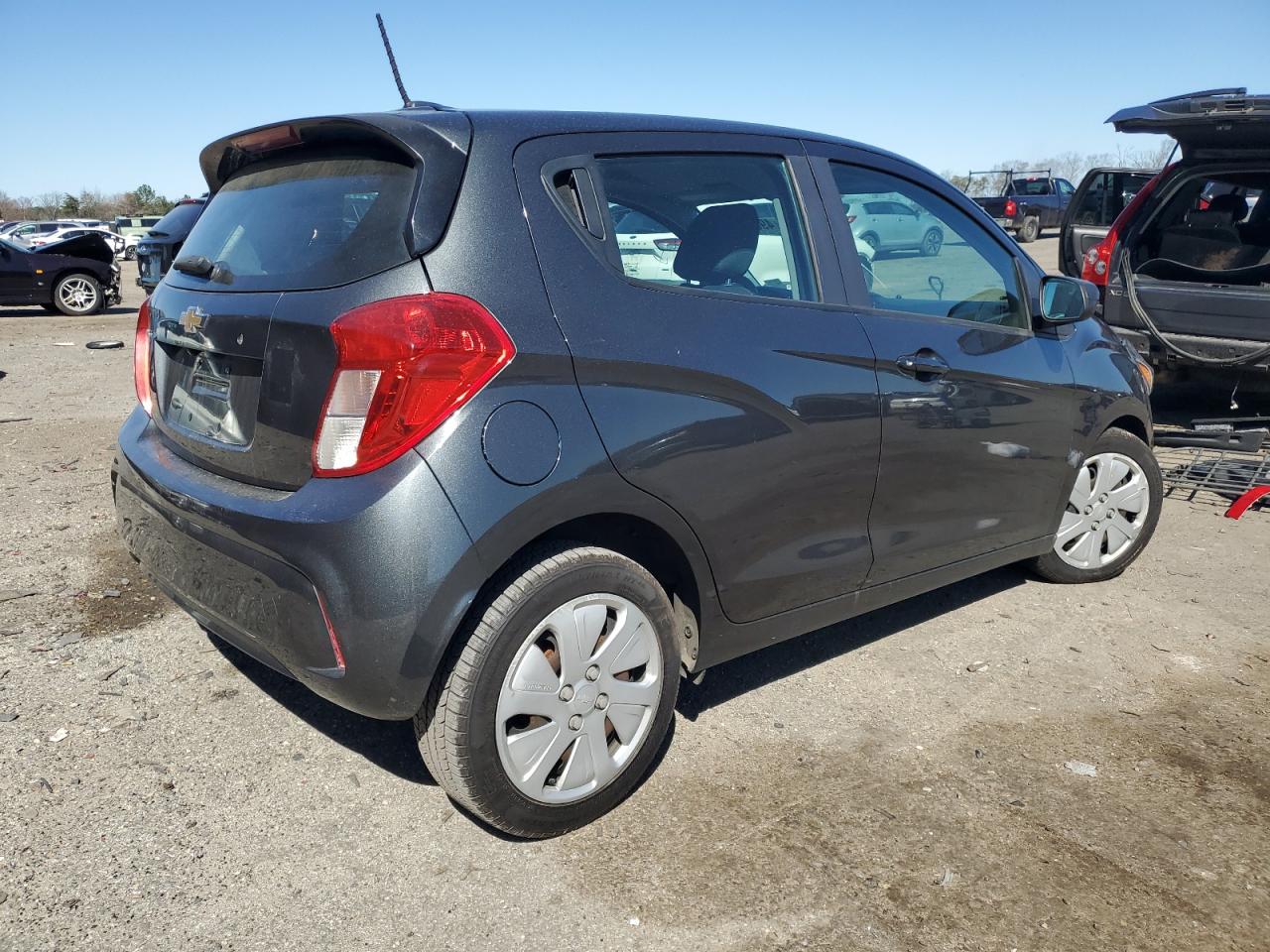 2017 Chevrolet Spark VIN KL8CB6SA5HC768771 Copart auction photo, front end / side damage thumbnail 3