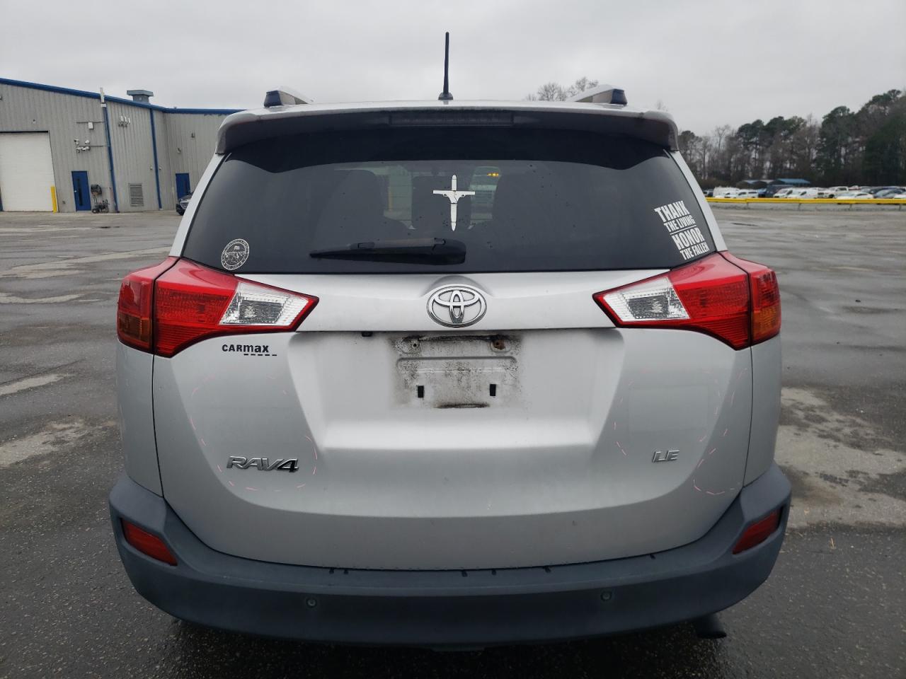 2015 Toyota RAV 4 VIN JTMZFREV0FJ028589 Copart auction photo, all over / frame damage damage thumbnail 6