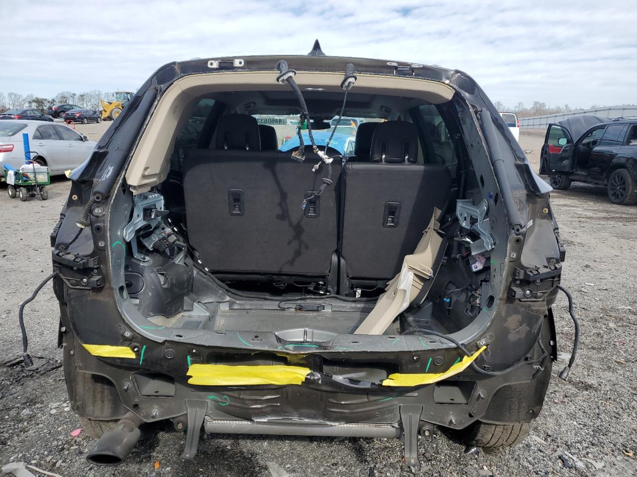 2017 Buick Envision VIN LRBFXBSAXHD062483 Copart auction photo, rear end / minor dent/scratches damage thumbnail 6