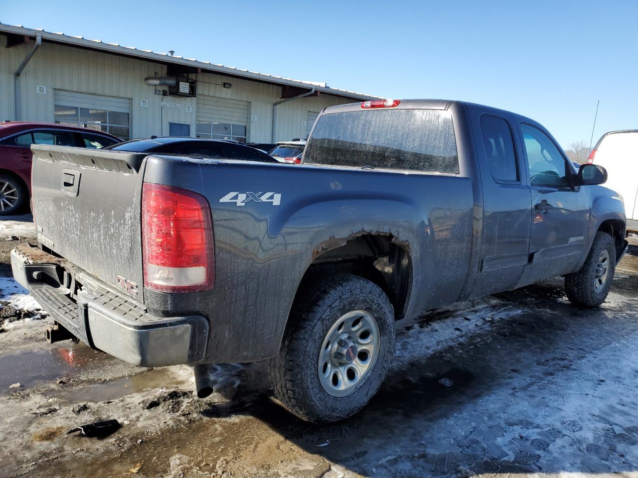 2011 GMC Sierra VIN 1GTR2UEAXBZ138993 Copart auction photo, front end / all over damage thumbnail 3