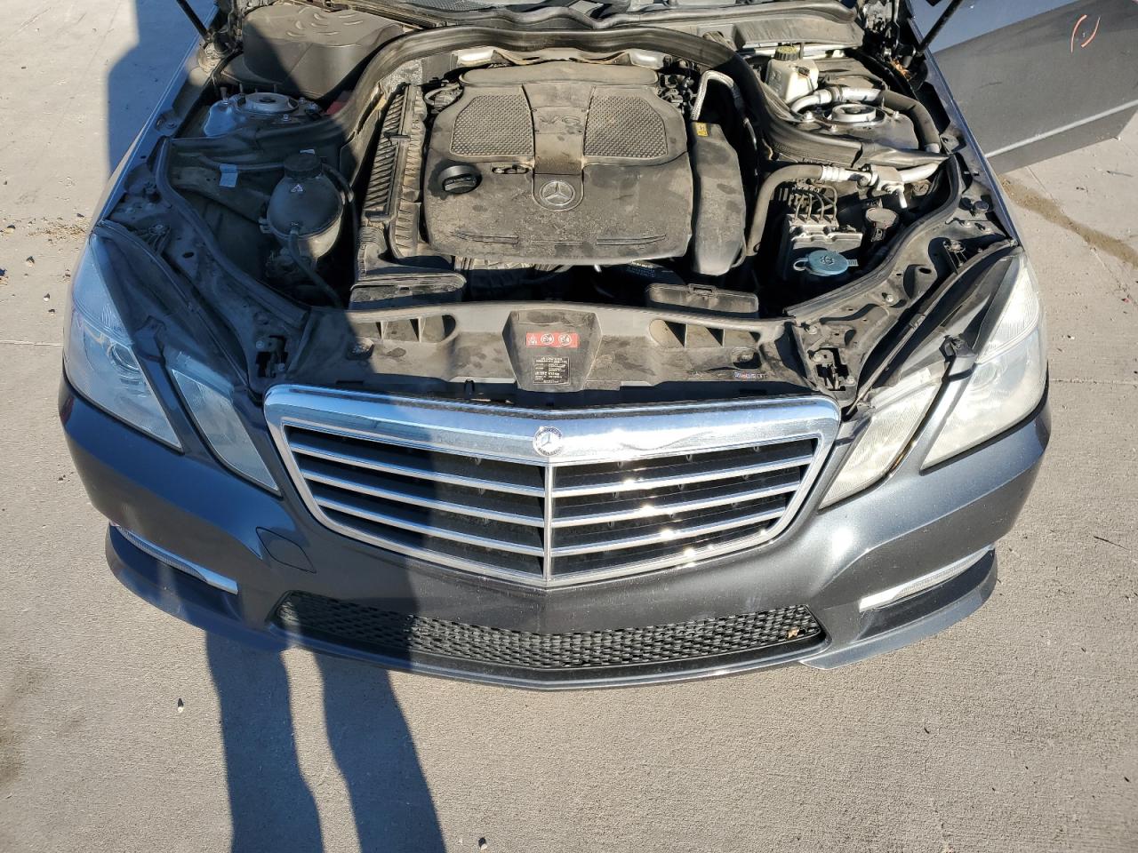 2012 Mercedes-Benz E-klasse VIN WDDHF5KB5CA651044 Copart auction photo, rear end damage thumbnail 11
