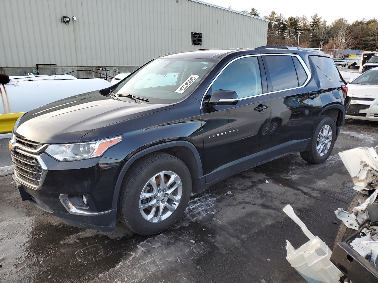2018 Chevrolet Traverse VIN 1GNEVGKWXJJ196615