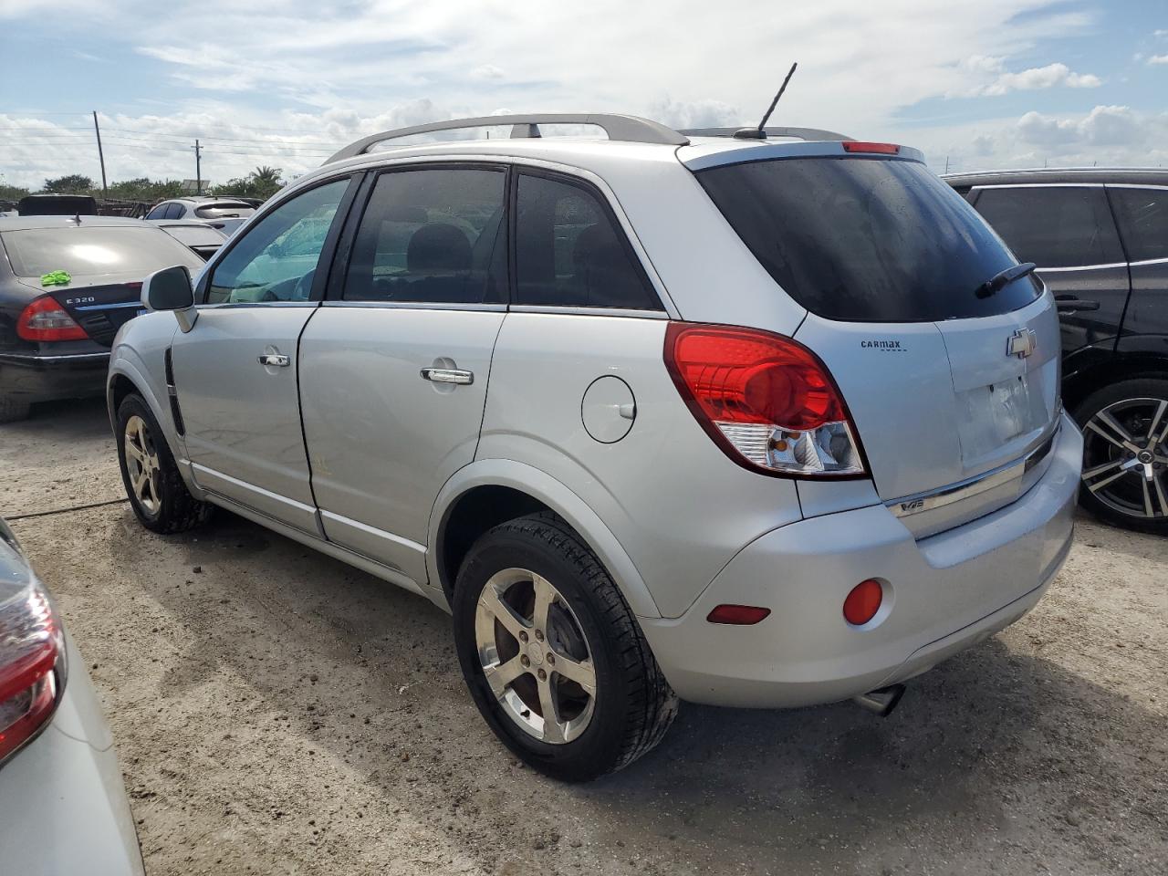 2012 Chevrolet Captiva VIN 3GNAL3E56CS656371 Copart auction photo, water/flood damage thumbnail 2