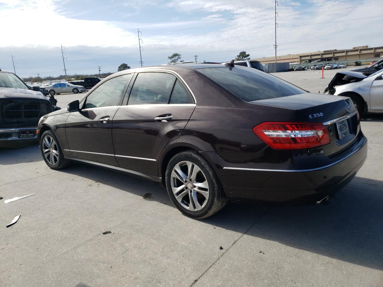 2011 Mercedes-Benz E-klasse VIN WDDHF5GB6BA465150 Copart auction photo, rear end damage thumbnail 2