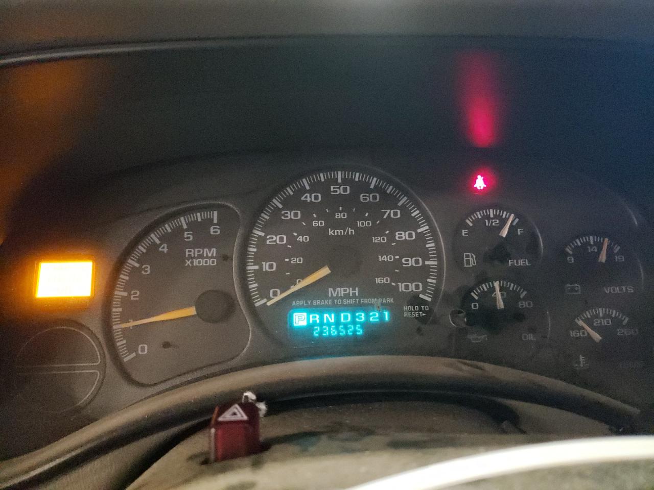 2000 Chevrolet Silverado VIN 2GCEK19T5Y1143450 Copart auction photo, frame damage damage thumbnail 9