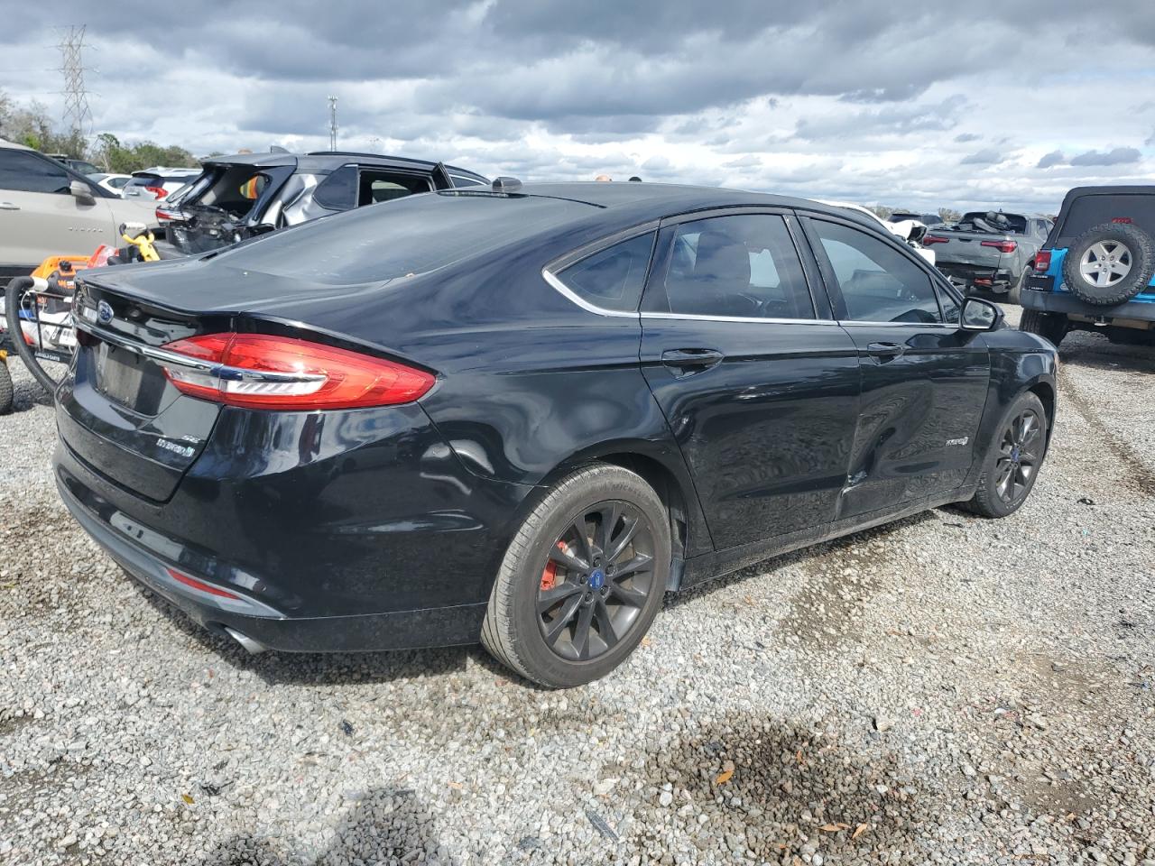 2017 Ford Fusion VIN 3FA6P0LUXHR223085 Copart auction photo, front end damage thumbnail 3