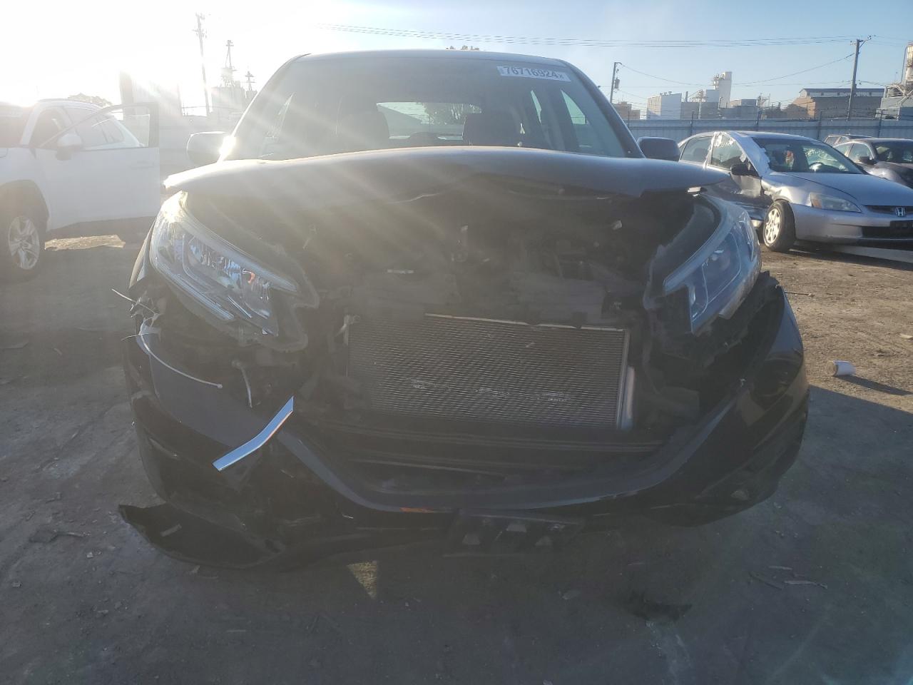 2015 Honda CR-V VIN 2HKRM3H35FH506186 Copart auction photo, front end / minor dent/scratches damage thumbnail 5