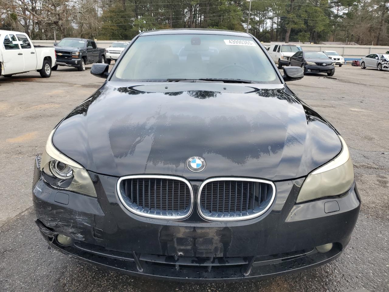 2005 BMW 5er VIN WBANA73565B814472 Copart auction photo, front end damage thumbnail 5