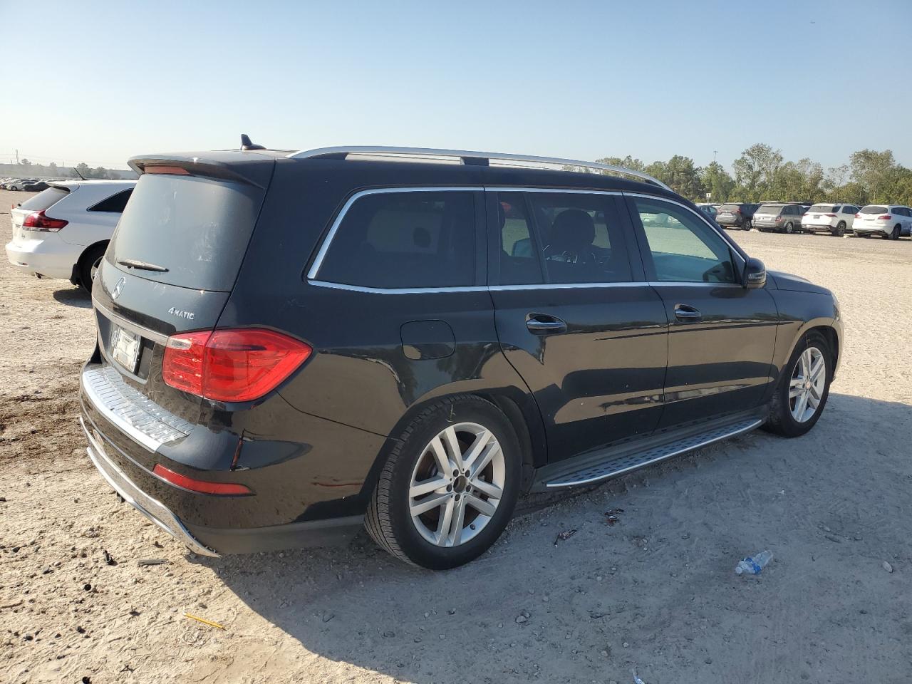 2015 Mercedes-Benz GL-klasse VIN 4JGDF6EE9FA444418 Copart auction photo, water/flood damage thumbnail 3