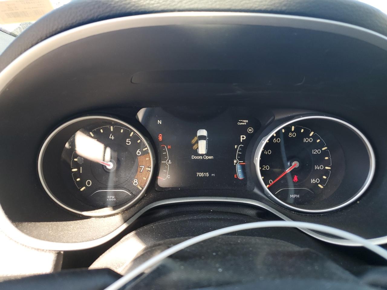 2019 Jeep Compass VIN 3C4NJDCB0KT647933 Copart auction photo, water/flood / top/roof damage thumbnail 9